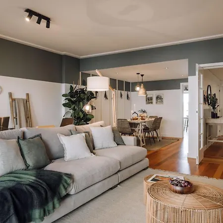 Galera - 2 Bedrooms, Pool And Gym In Lapa * リスボン